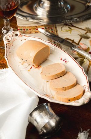 Foie gras d'oie maturé dans le sel naturel